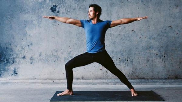 حرکات یوگا و مدیتیشن،بهترین ورزش برای از بین بردن استرس،ورزشی که قدرت روحی را تقویت میکند چیست،چگونه یوگا یاد بگیریم،چرا یوگا درمان است،سیکل ضد خشم در یوگا،فواید حرکت پروانه در یوگا،حرکت بالاسانا